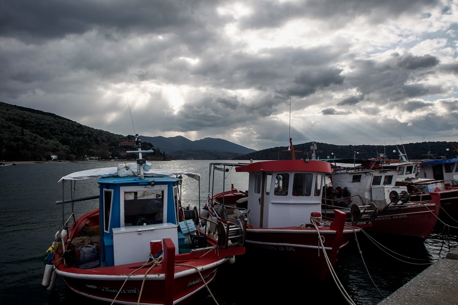 Σεισμός Κεφαλονιά: Χουλιάρας και Τσελέντης τσακώνονται στο Facebook