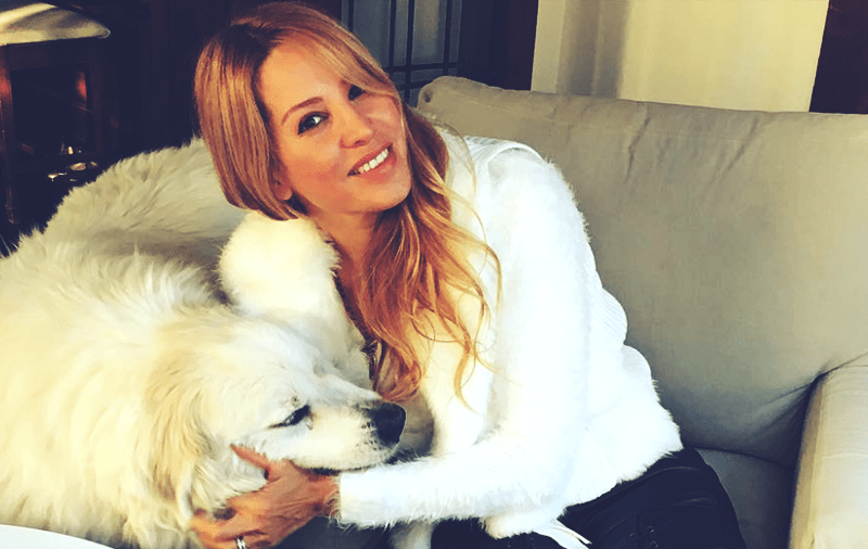 Αννίτα Ναθαναήλ Instagram: Ποζάρει ολόγυμνη στα 51 της