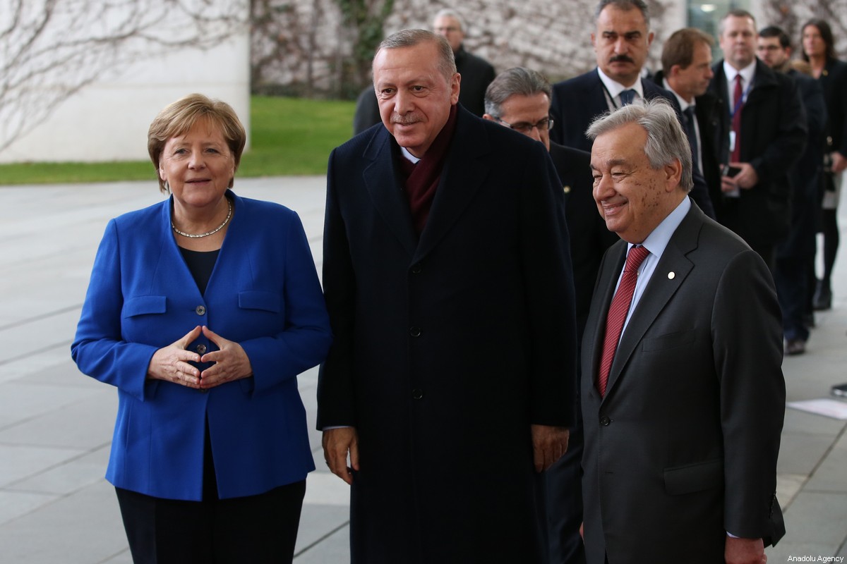 Μέρκελ Ερντογάν: Στην Τουρκία η καγκελάριος για την κρίση στη Λιβύη