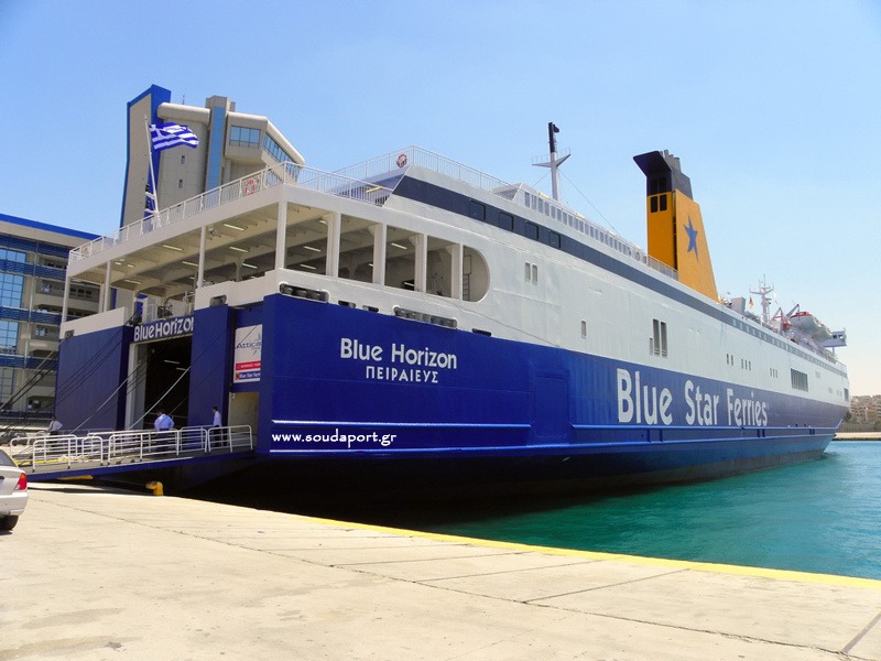 Πρόσκρουση πλοίου Ηρακλείου: Χτύπησε το «Blue Horizon» στο λιμάνι κατά την πρόσδεσή του
