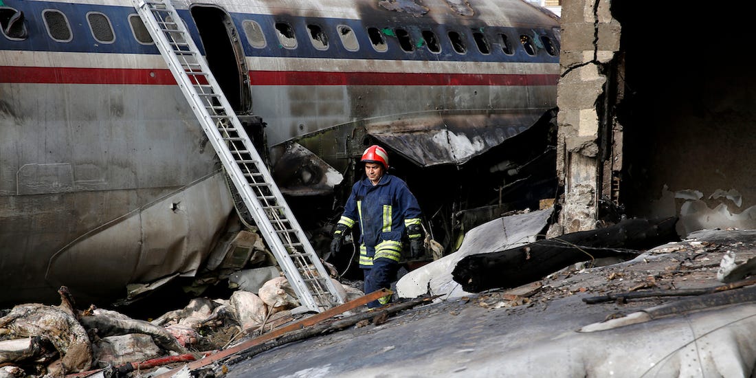 Συντριβή αεροπλάνου Ιράν: Συνετρίβη ουκρανικό Boeing 737 με 180 επιβάτες