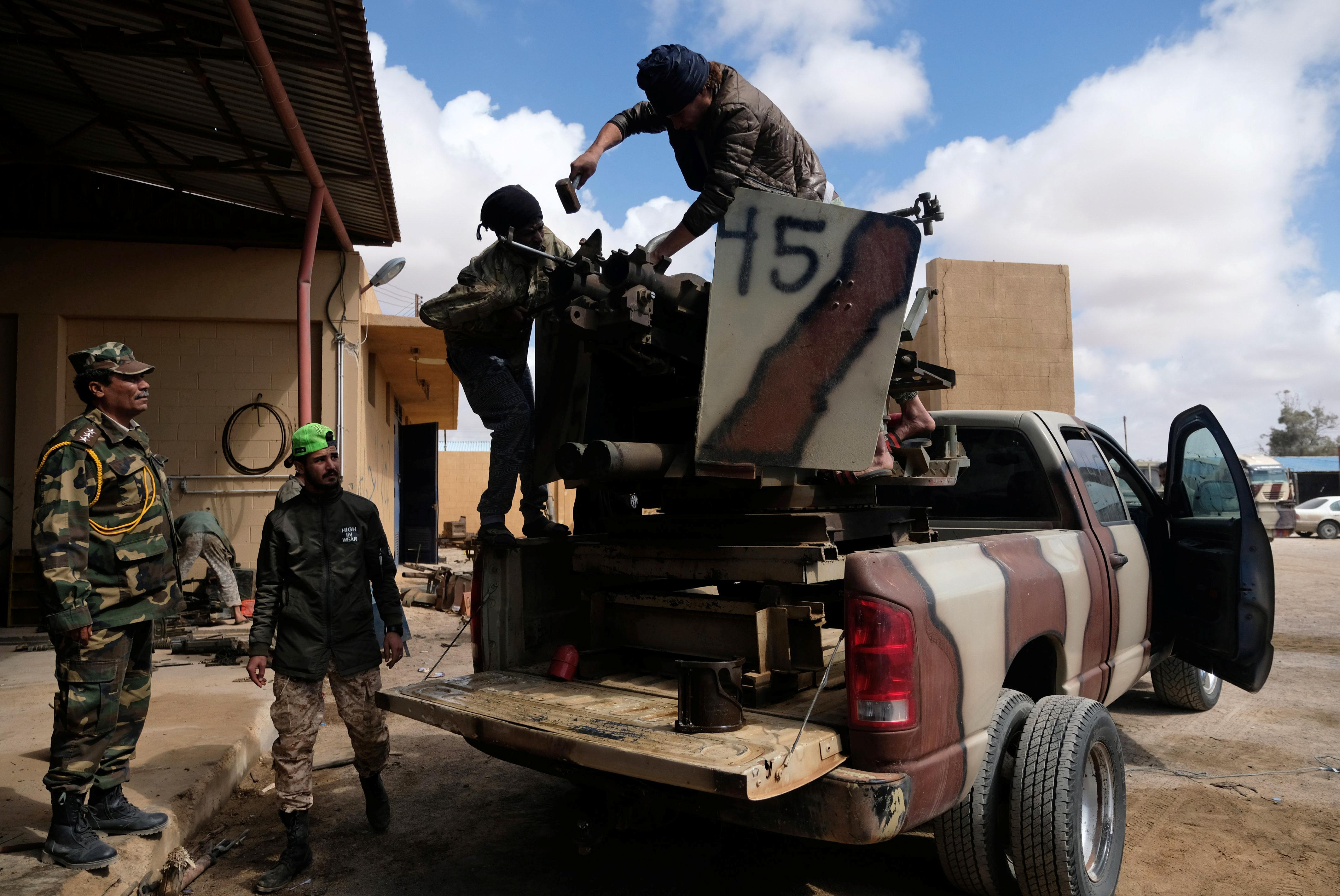 Λιβύη Ελλάδα: Ο Εθνικός Λιβυκός Στρατός ευχαριστεί Μητσοτάκη – Δένδια