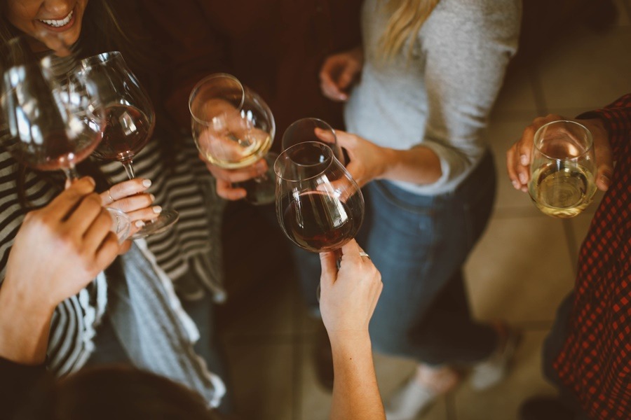 Πώς να μην μεθάς: Αυτά είναι τα 3 μυστικά για να πίνεις χωρίς να ζαλίζεσαι