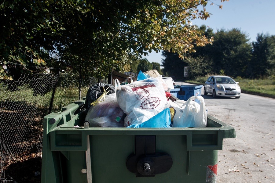 Σκουπίδια Θεσσαλονίκη: 250 τόνοι μαζεύτηκαν στους δρόμους μετά την Πρωτοχρονιά