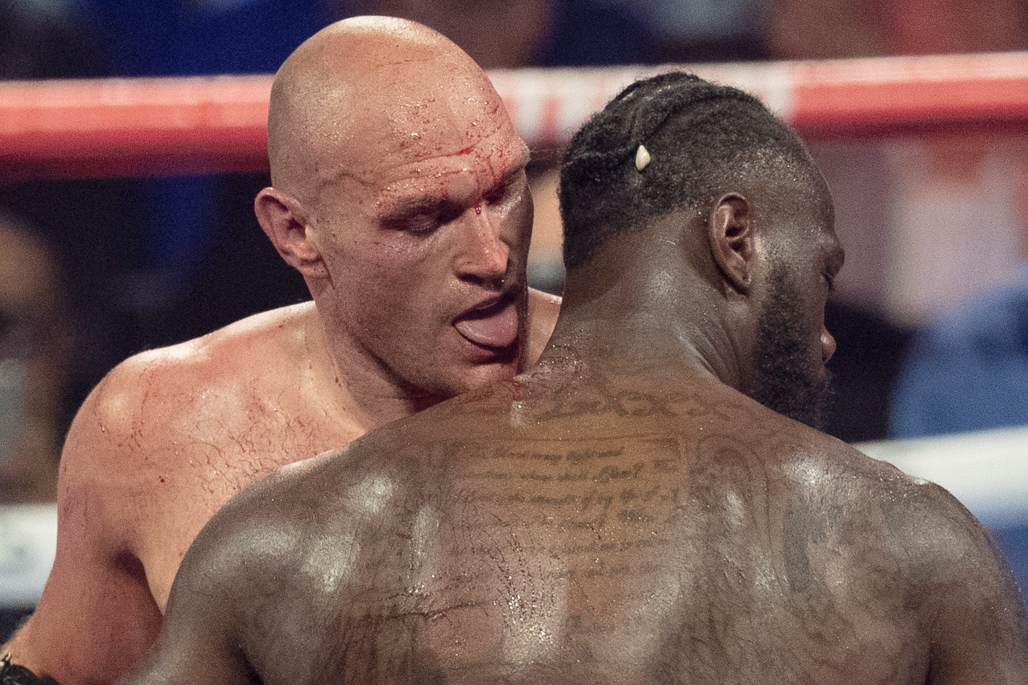 Tyson Fury: Διέλυσε τον Deontay Wilder, κατέκτησε κάθε τίτλο που υπάρχει στο μποξ