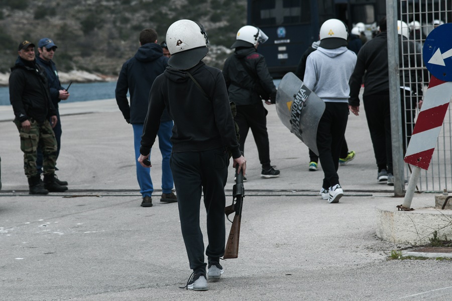 ΜΑΤ Χίος – Λέσβος: Η ανακοίνωση της ΕΛΑΣ για τα επεισόδια