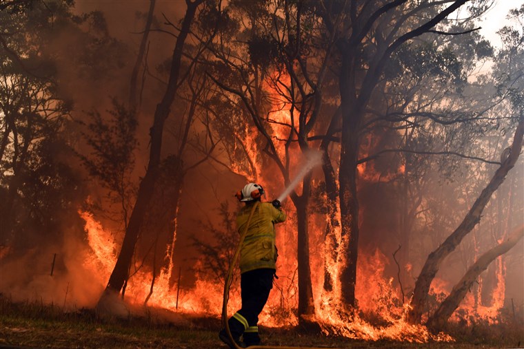 Φωτιές στην Αυστραλία: Οι πυρκαγιές έκαψαν χιλιάδες σπίτια και ένα δισεκατομμύριο ζώα