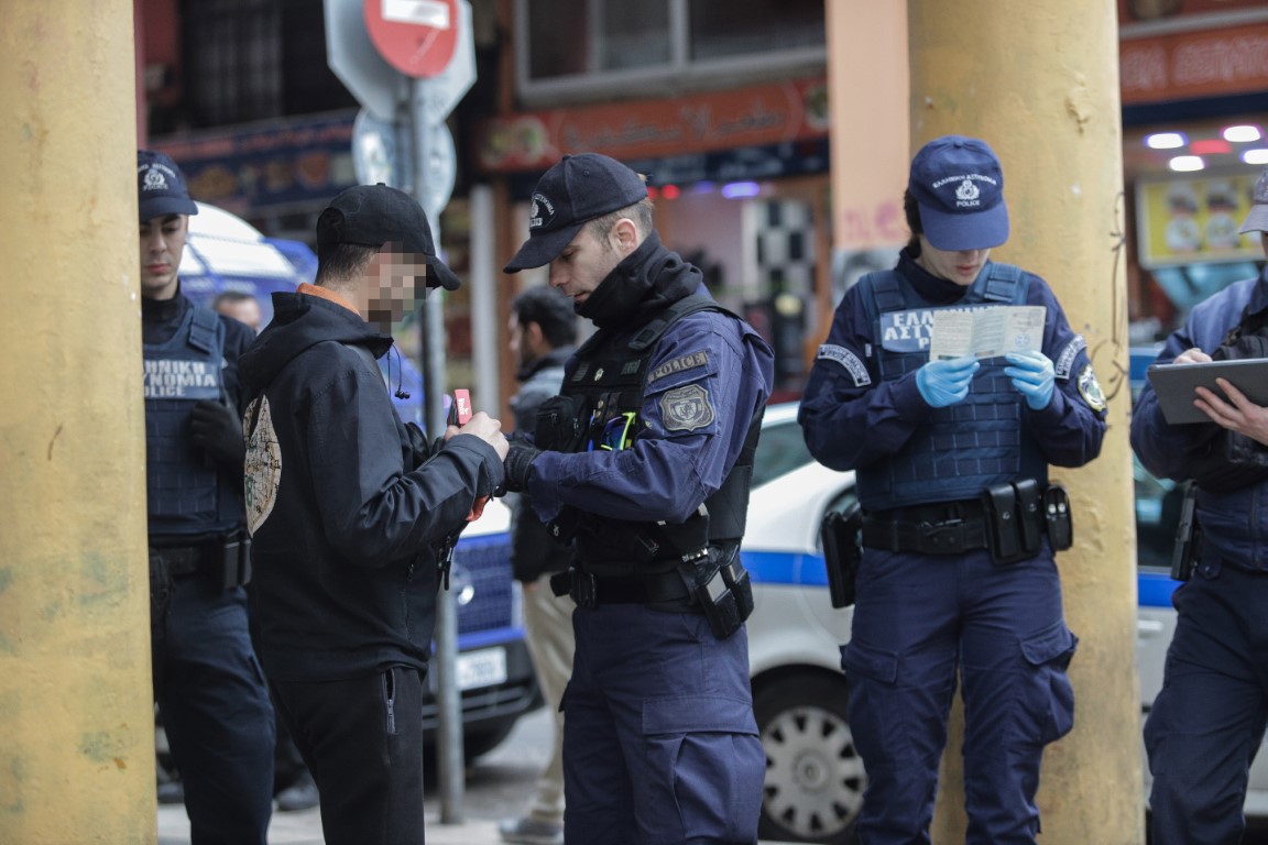 Συλλήψεις Ομόνοια: Νέα αστυνομική επιχείρηση μετά το φονικό στη Μενάνδρου