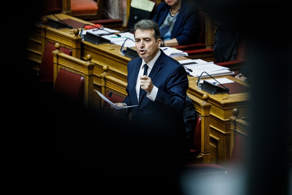 Χρυσοχοΐδης Βουλή: Έντονη κόντρα με Τζανακόπουλο για τη δημόσια ασφάλεια