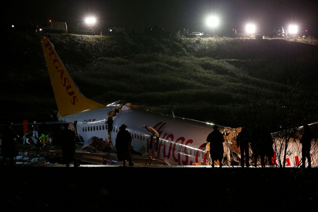 Αεροπλάνο Τουρκία: Η ανατριχιαστική στιγμή της πρόσκρουσης – Νέο βίντεο