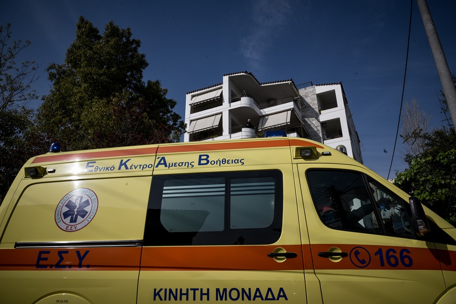 Διοικητής νοσοκομείου Σύρου: Καταγγελία της ΠΟΕΔΗΝ για χρέωση εξέτασης δειγμάτων