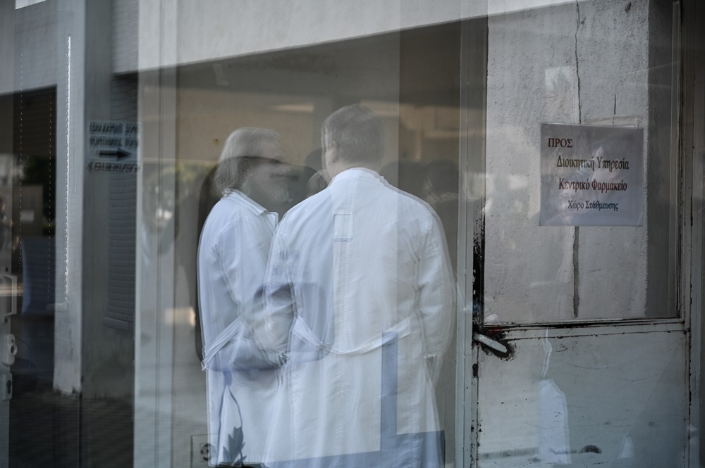 Νοσοκομεία – Κορωνοϊός: Συναγερμός σε «Γιώργος Γεννηματάς» και “Αγία Όλγα”