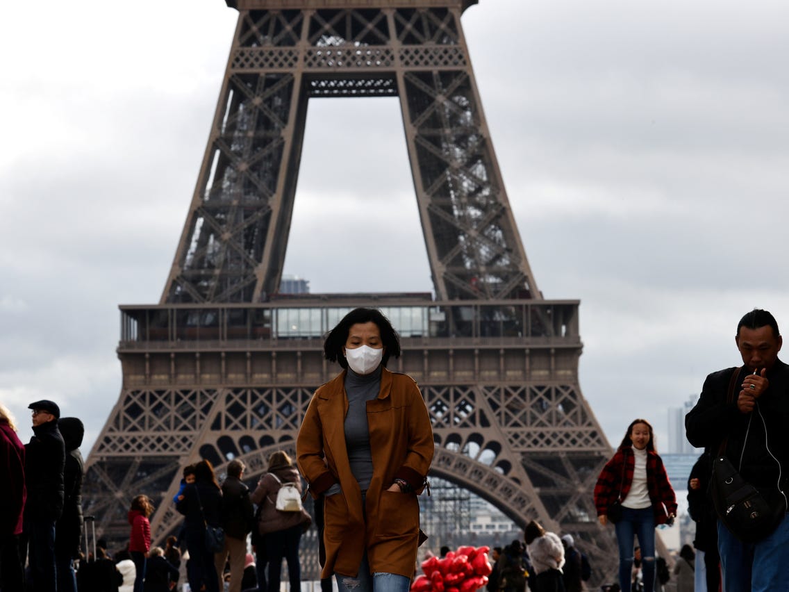 Γαλλία κορονοϊός: Ένα τεράστιο «ευχαριστώ» στον πύργο του Άιφελ