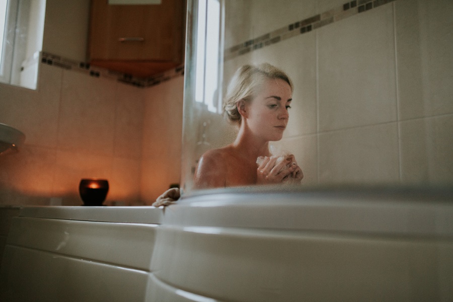 Καθάρισμα μπανιέρας από κιτρινίλες: Απόλαυσε το μπάνιο σου όπως καμία άλλη φορά