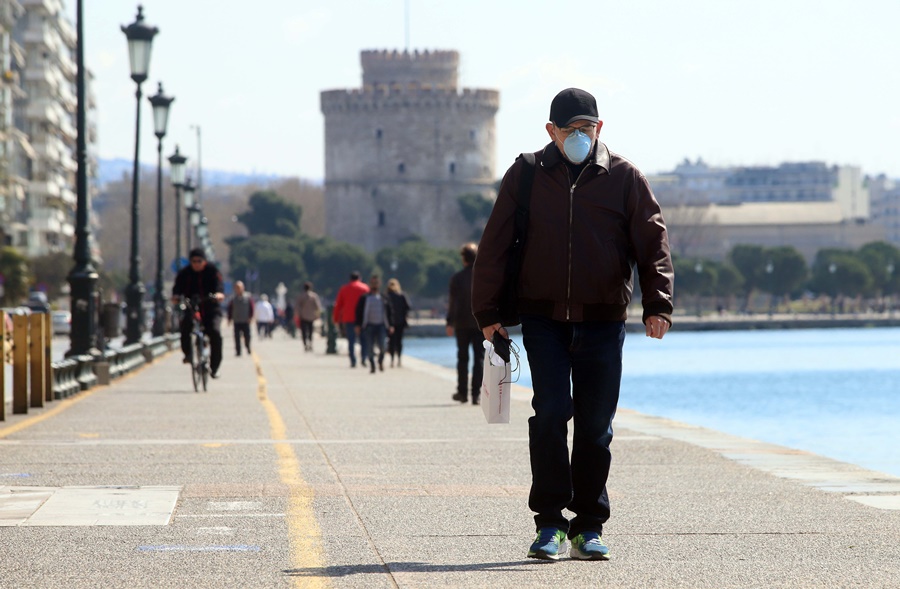 Ντουντούκες – Θεσσαλονίκη: Η αστυνομία καλεί τον κόσμο να μείνει σπίτι