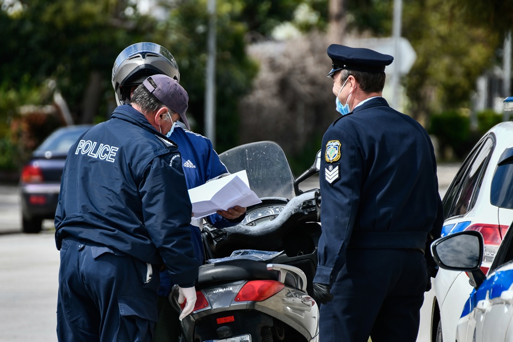 Μέτρα για έξοδο Πάσχα: Μπλόκα παντού, διπλάσιο πρόστιμο, drone κι ελικόπτερα