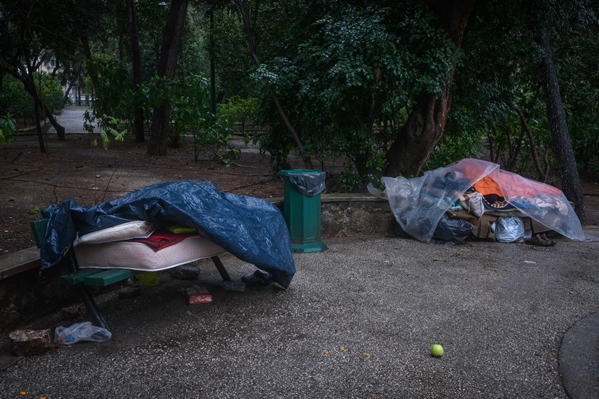 Άστεγοι Αθήνα: Χρηματοδότηση της λειτουργίας 13 δομών αστέγων