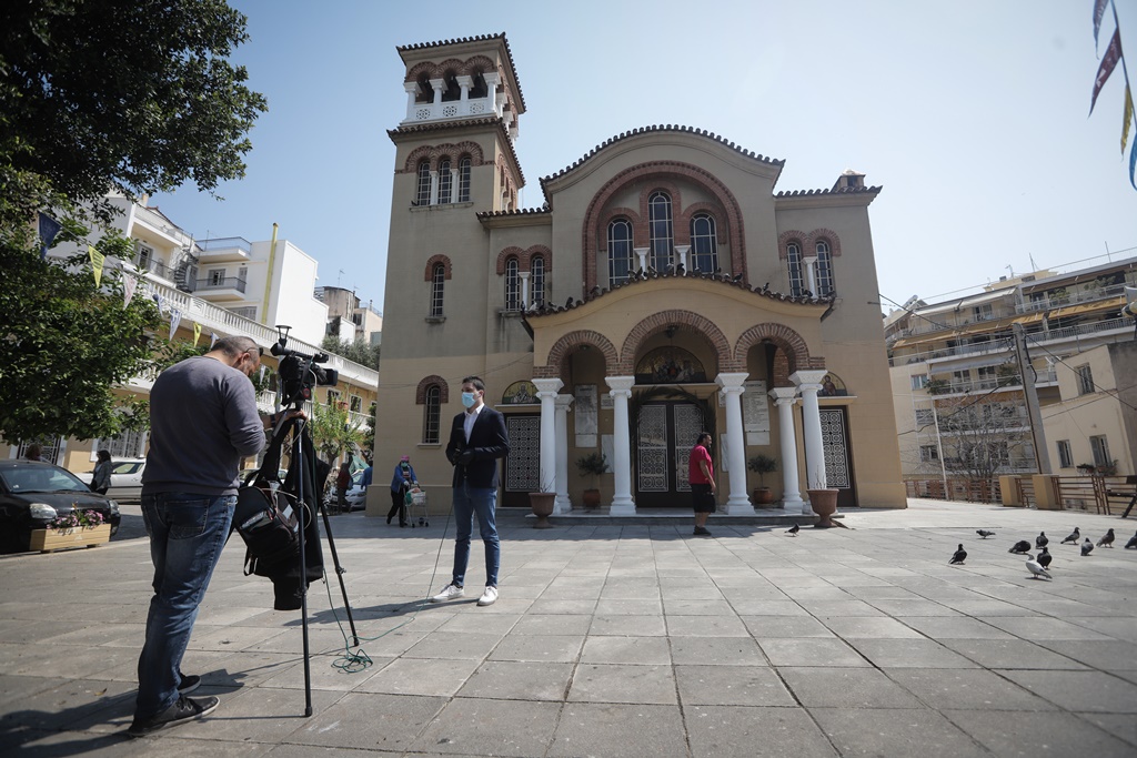 Ιερέας Κουκάκι: Ανάρτηση στο Facebook την ώρα που τον ψάχνουν