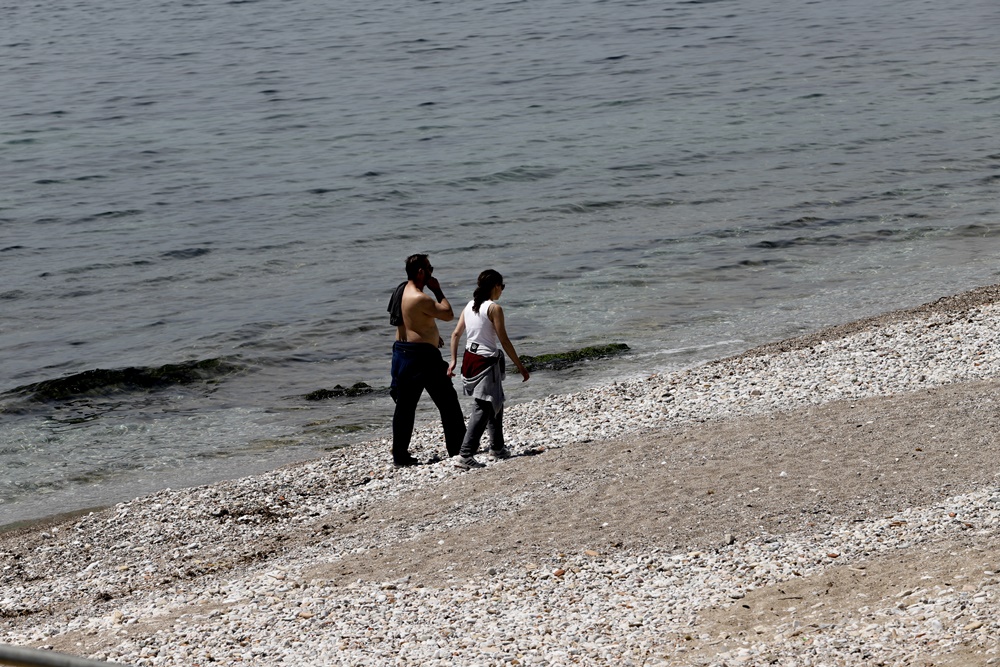 800 ευρώ εργαζόμενοι: Νέοι δικαιούχοι, ποιοι θα πάρουν το επίδομα