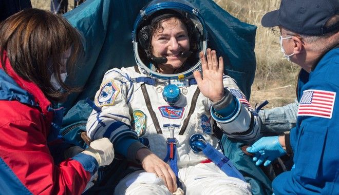 Αστροναύτες στην γη: Επέστρεψαν μετά από τουλάχιστον 200 ημέρες στο διάστημα