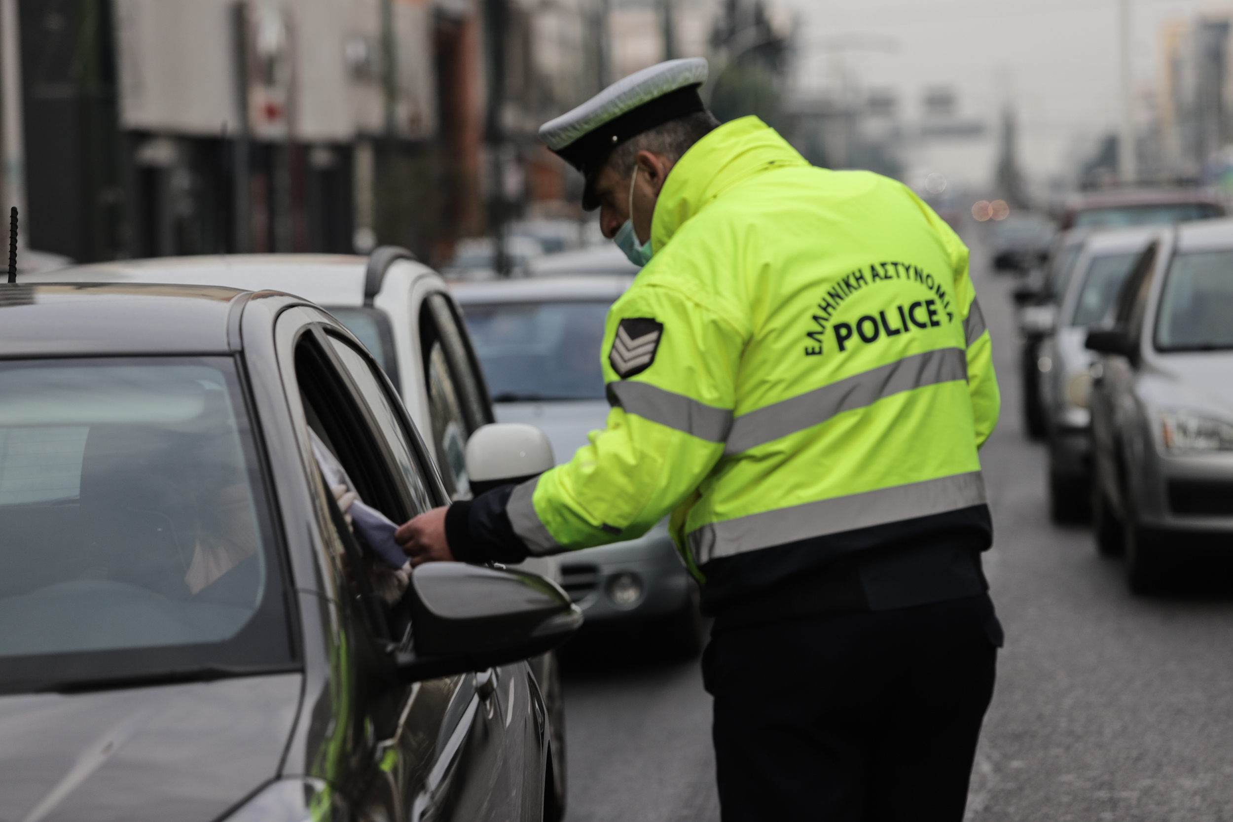Απαγόρευση κυκλοφορίας πρόστιμα: 272 παραβάσεις και έξι συλλήψεις στην Θεσσαλονίκη
