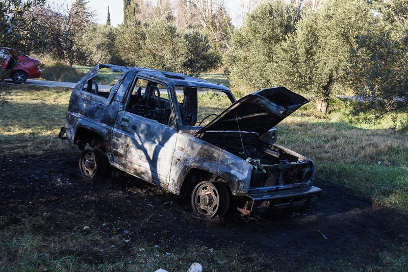 Φωτιά Χίος – ΒΙΑΛ: Σοβαρά επεισόδια στον καταυλισμό μετά τον θάνατο 47χρονης