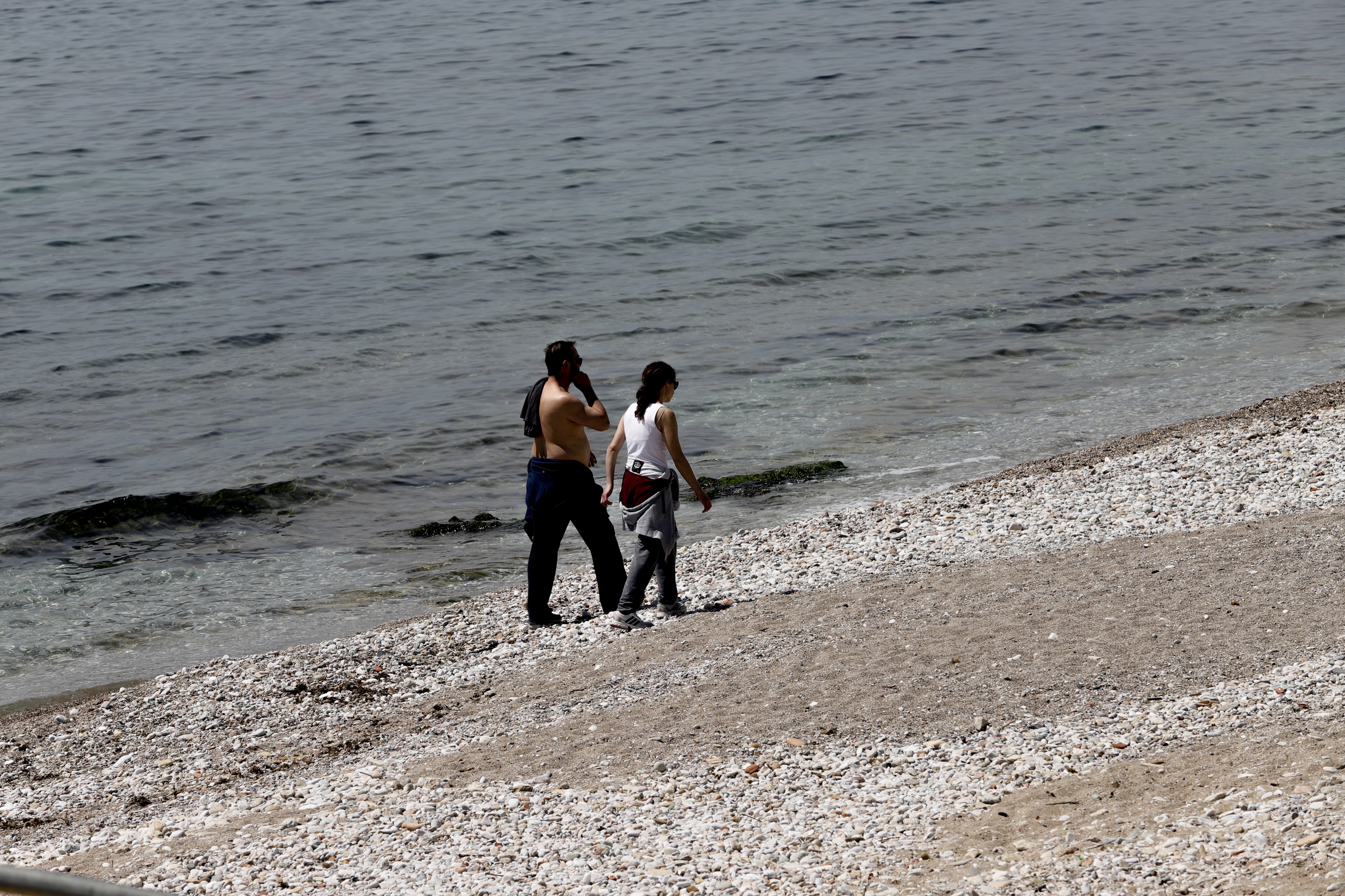 Κρούσματα σήμερα: Τσιόδρας – Χαρδαλιάς live