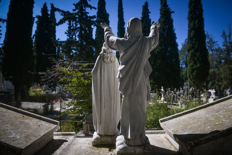 Νεκροί Ελλάδα κορoνοϊός: Κατέληξε άντρας στο Θριάσιο