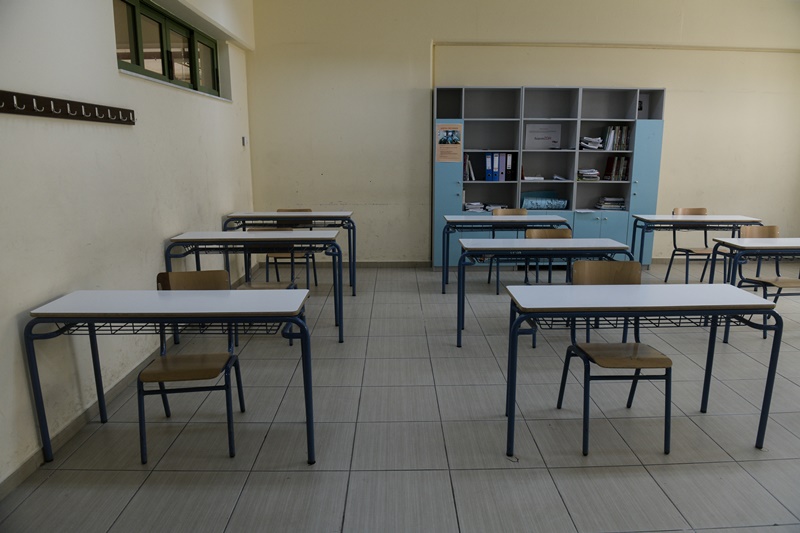 Άνοιγμα σχολείων ΚΥΑ: 15 μαθητές ανά τάξη, νέα διάταξη στα θρανία