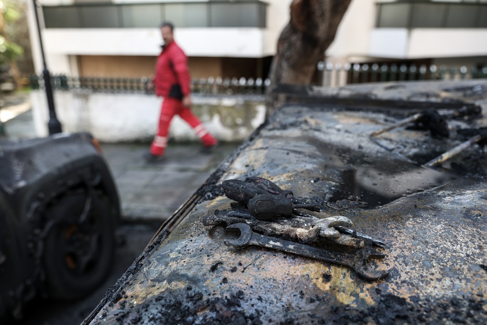 Εμπρηστικές επιθέσεις Αττική: Έκαψαν ΑΤΜ και αυτοκίνητα