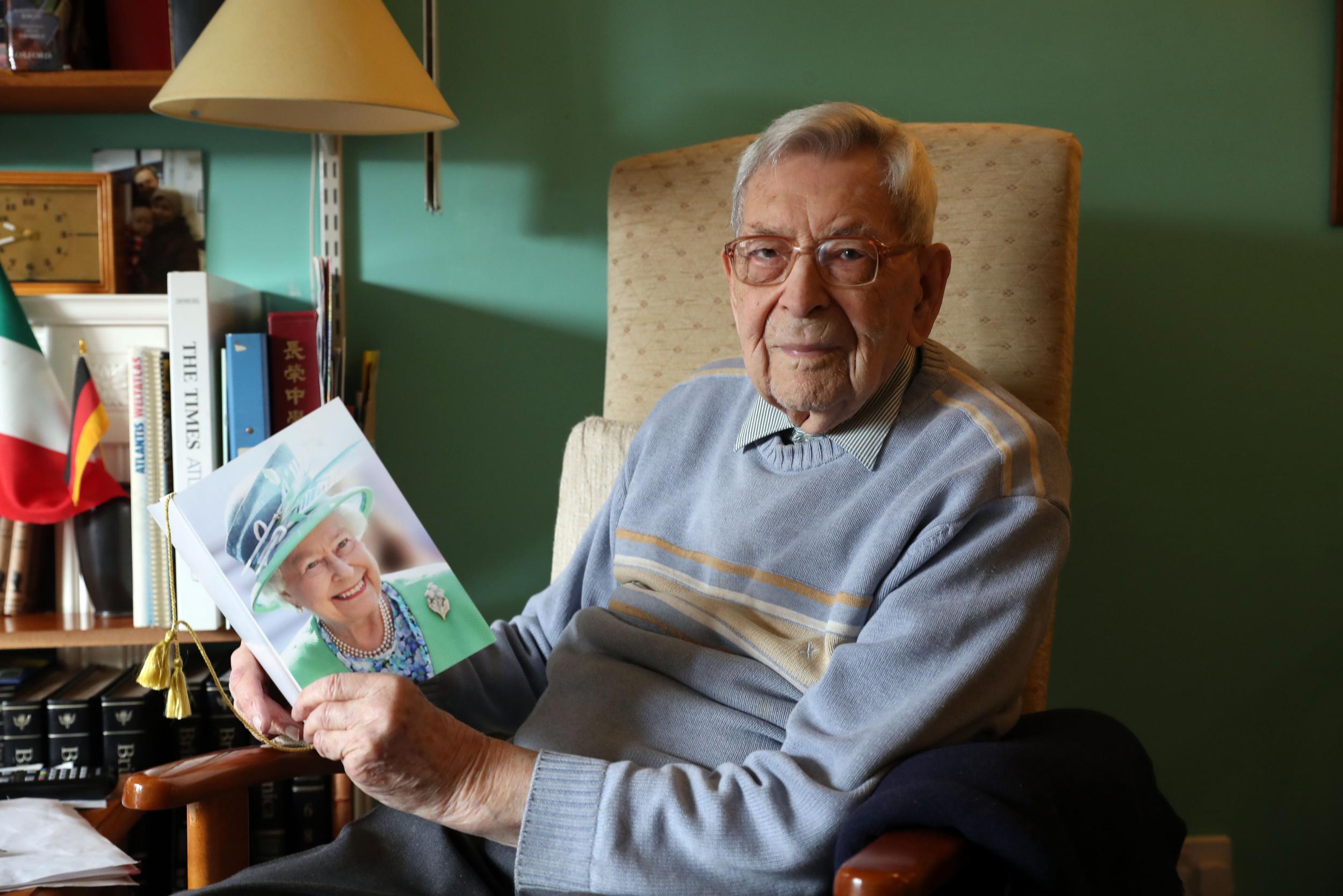 O γηραιότερος άνδρας στον κόσμο: Πέθανε ο γλυκύτατος Μπομπ Γουέιτον