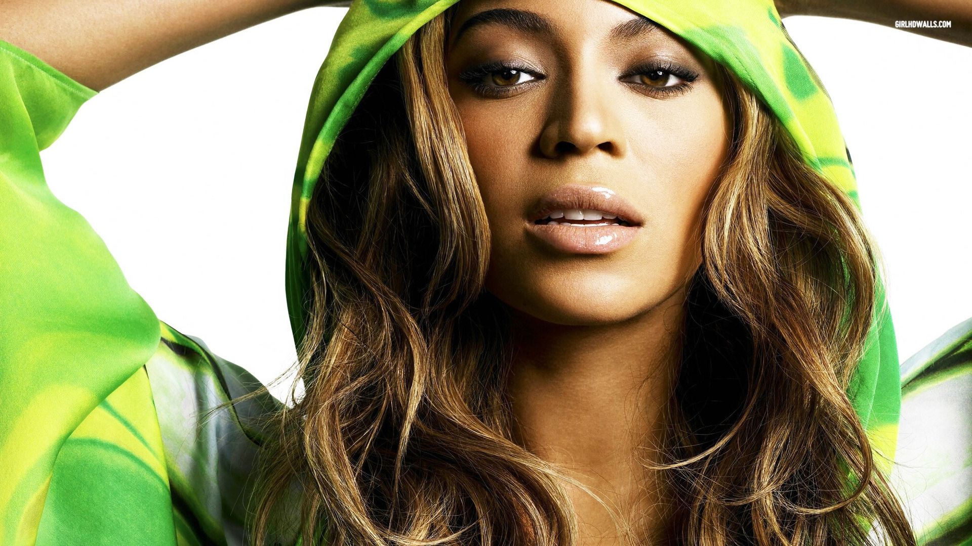 Savage Beyonce: “Οι γοφοί μου κάνουν τικ-τοκ όταν χορεύουν”