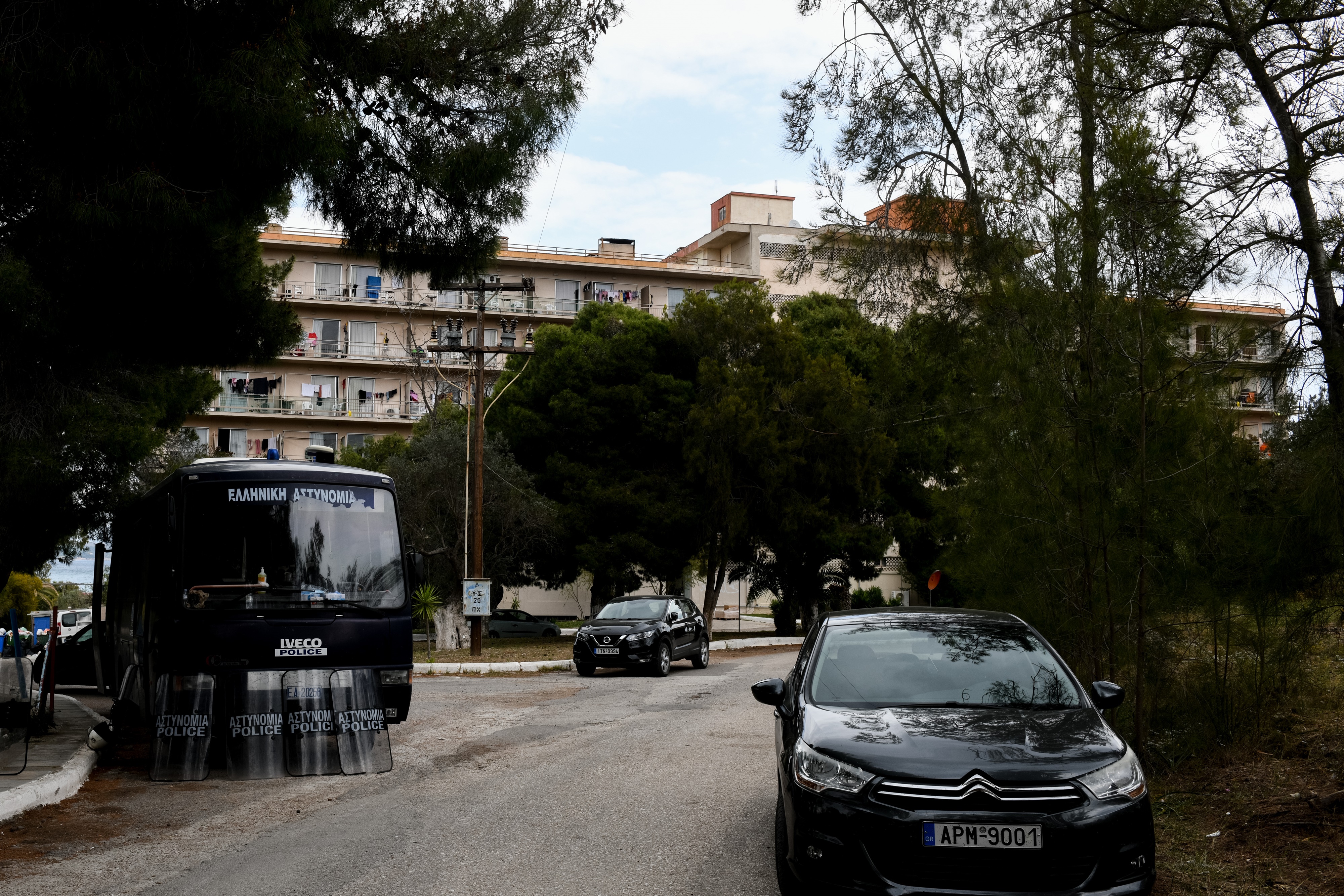 Κρανίδι μετανάστες – πορεία: Έσπασαν την καραντίνα, βγήκαν στους δρόμους