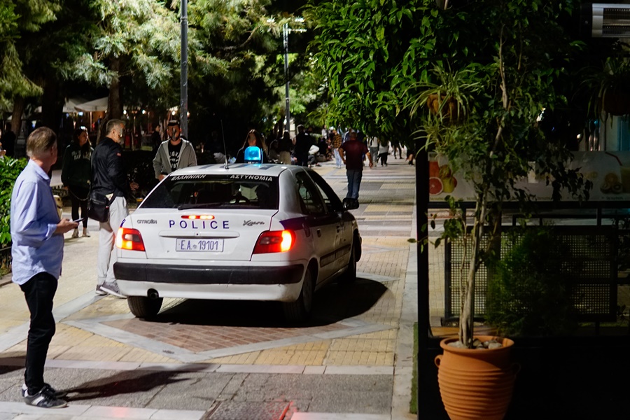 Take away ποτά – Θεσσαλονίκη: Νέα επιχείρηση της Αστυνομίας για απομάκρυνση νεαρών