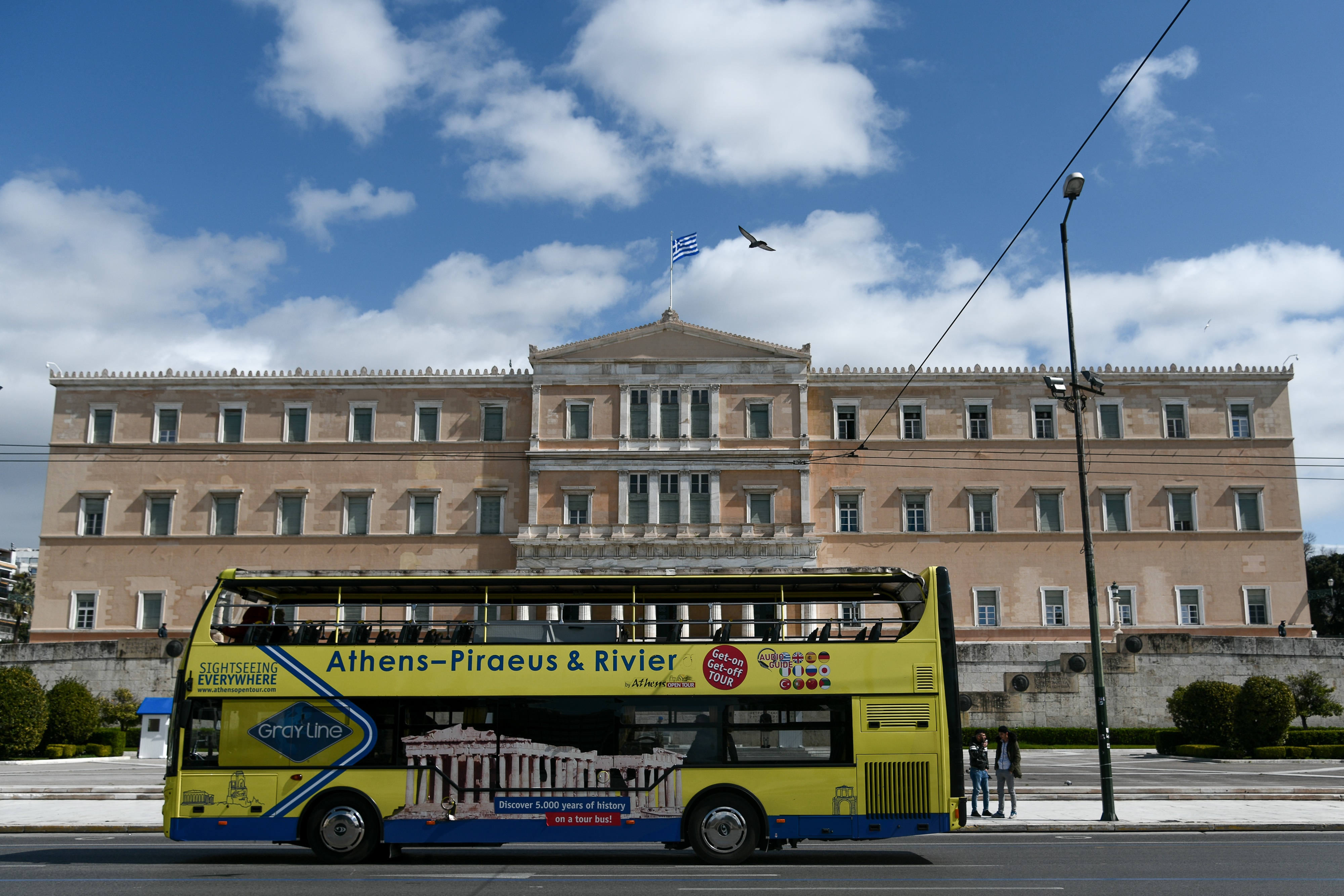 Ενημέρωση για κορονοϊό σήμερα 22/5: Νεκροί και κρούσματα στην Ελλάδα