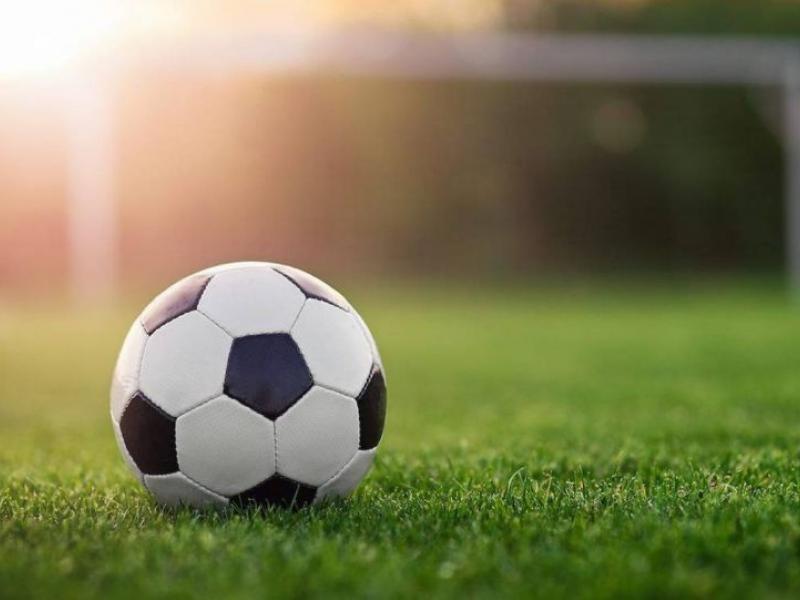 Κορονοϊός ποδόσφαιρο: Αρχίζει το ματς!