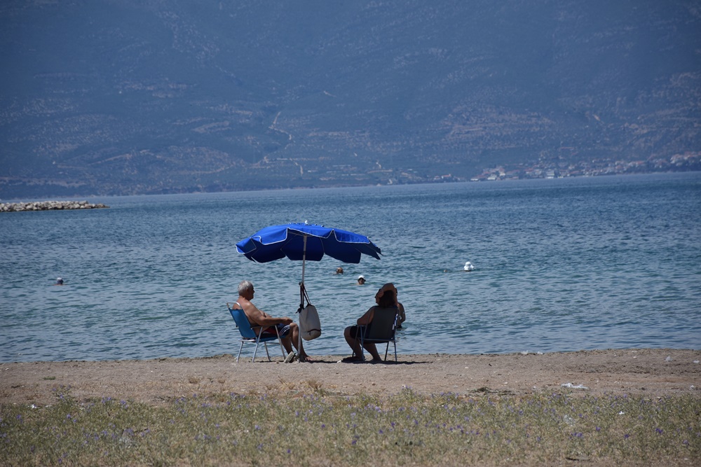 Αυλάκι – Πόρτο Ράφτη: Σφραγίστηκε η δημοτική πλαζ