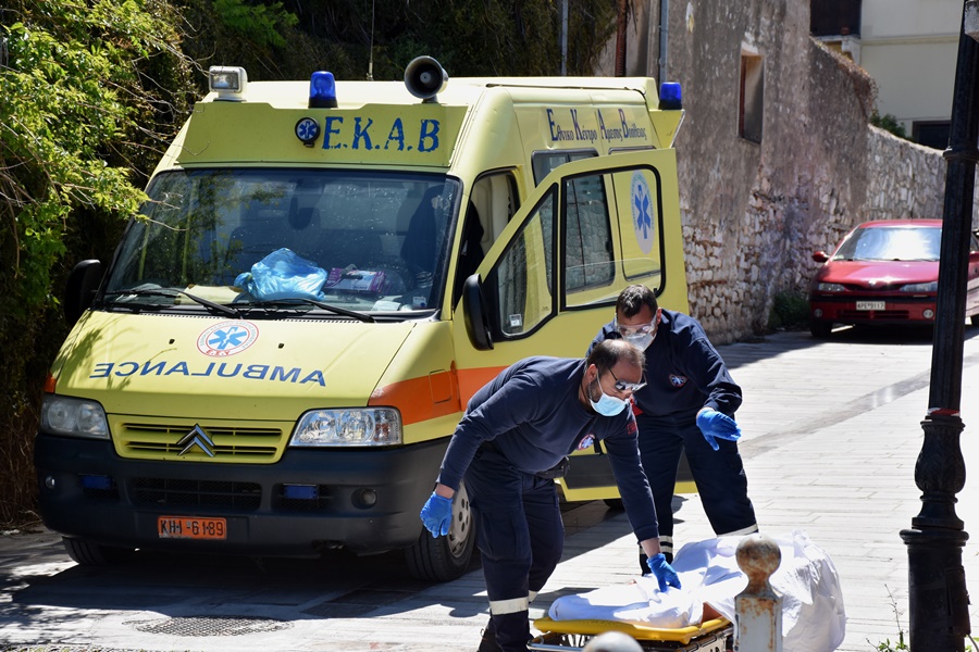 Τροχαίο Πήλιο σήμερα: Αυτοκίνητο έπεσε σε γκρεμό, δύο νεκροί