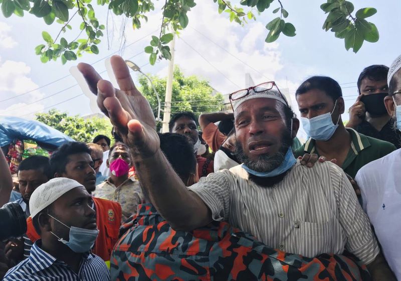 Μπαγκλαντές – ναυτικό δυστύχημα: Μέσα σε 20 δευτερόλεπτα πνίγηκαν 32 άνθρωποι