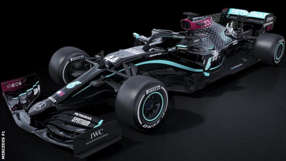 F1 – Mercedes: Black Cars Matters