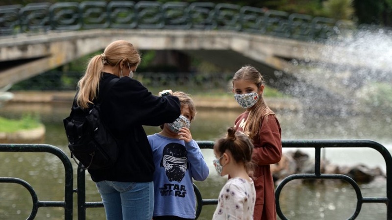 Κορονοϊός παιδιά: Μια στις 3,5 εκατ. οι πιθανότητες να χάσουν την μάχη