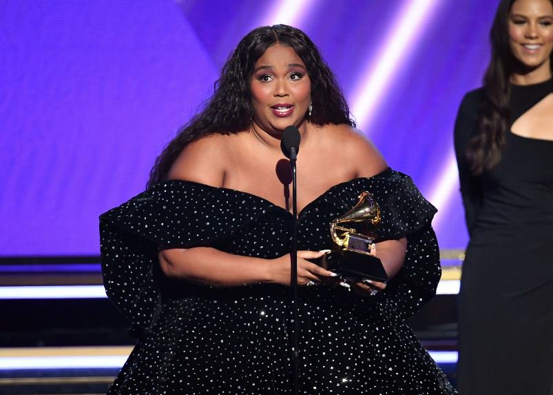 Body shaming: Η Lizzo απαντάει στους επικριτές της