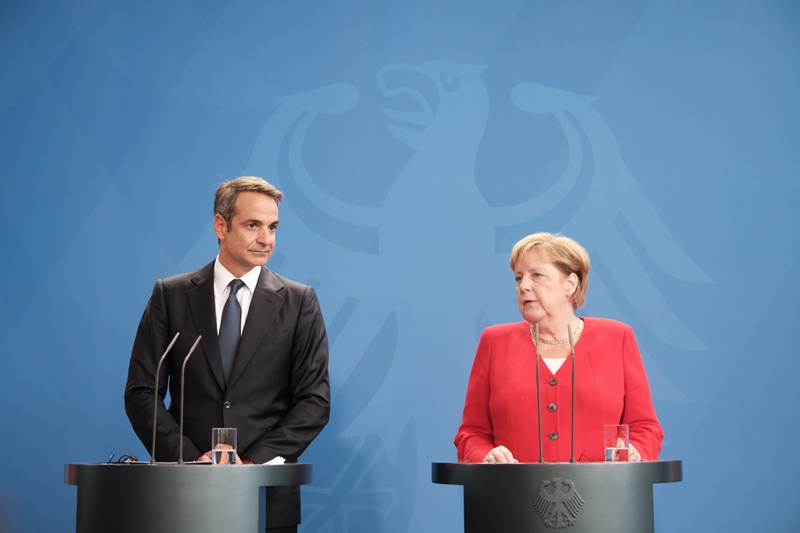 Μητσοτάκης – Μέρκελ: Επικοινωνία του Πρωθυπουργού με την Γερμανίδα Καγκελάριο