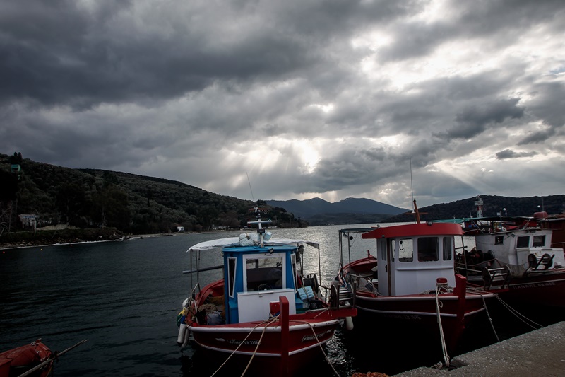 Πάρος κρούσμα: Ο κορονοϊός, έφτασε στο νησί