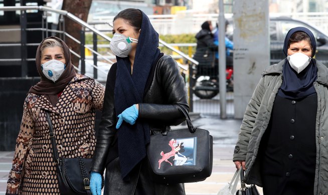 Ίραν κορονοϊός μάσκα: Νέα μέτρα κατά της πανδημίας