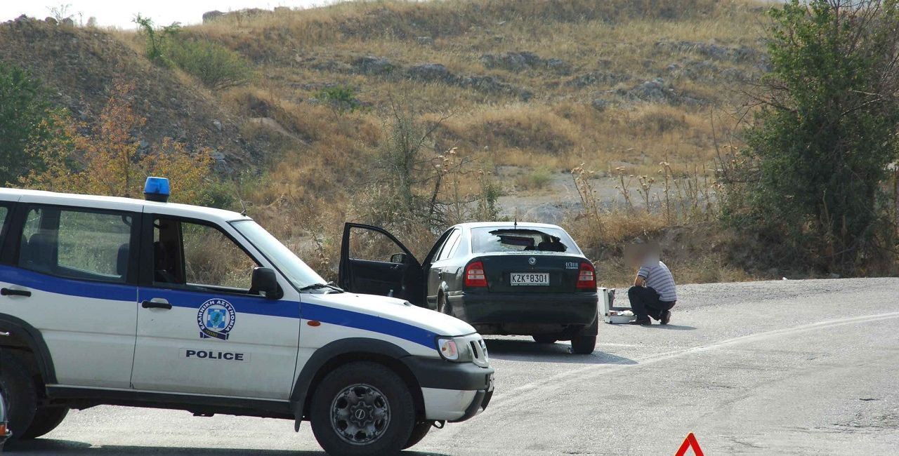 Καταδίωξη Καβάλα: Νεκρός διακινητής μεταναστών – Προσπάθησε να ξεφύγει