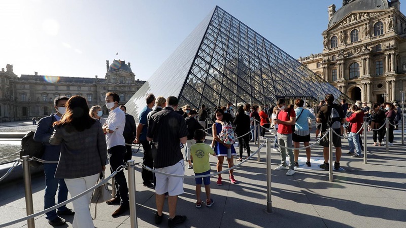 Μουσείο Λούβρου άνοιγμα: Ξανά στη διάθεση του κοινού μετά από τρεισήμισι μήνες