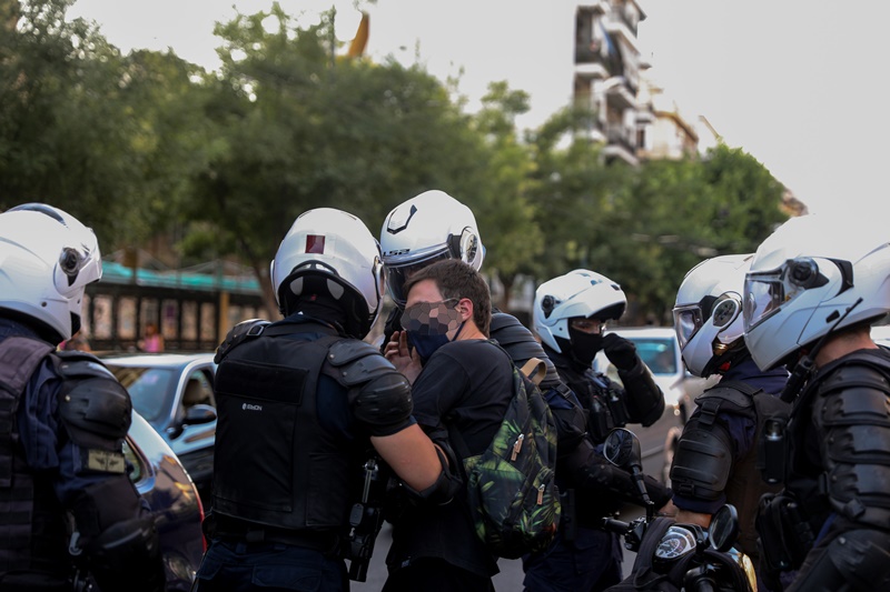 Επεισόδια ΑΣΟΕΕ: Τρεις συλλήψεις για τις επιθέσεις της Τετάρτης στο κέντρο της Αθήνας