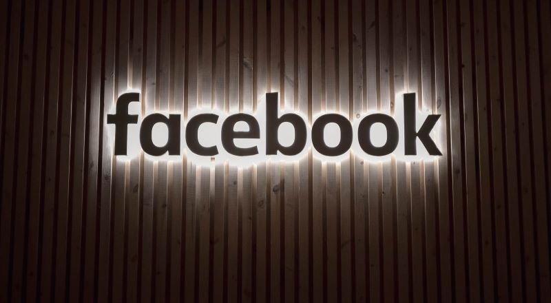 Μπλόκο Facebook: Απέσυρε 815 λογαριασμούς του ακροδεξιού κινήματος Boogaloo