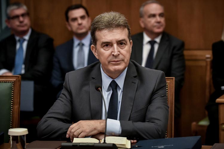 Χρυσοχοΐδης Μύκονος: Ο υπουργός βάζει τέλος στα πάρτι και ζητά ελέγχους στα μπαρ